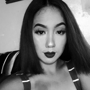 Meet your Posher, Evelyn